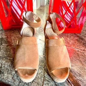 Sole Society tan wedges